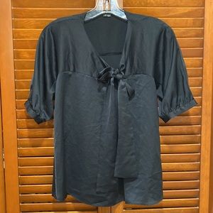 Theory black tie front blouse